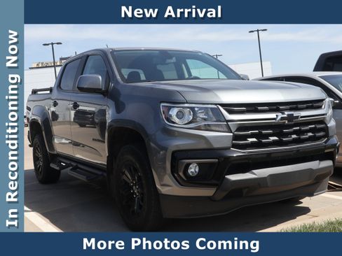 Used 2022 Chevrolet Colorado LT w/ Luxury Package image 1