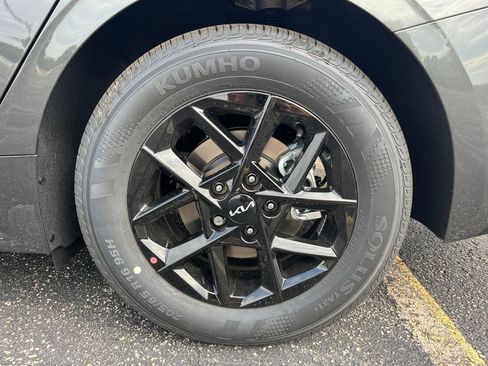 New 2026 Kia K5 LXS image 10