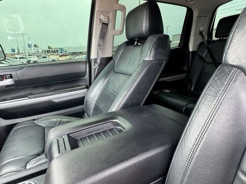 Used 2020 Toyota Tundra SR5 w/ SR5 Leather Package AWD/4WD image 31