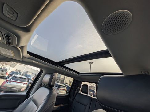 Certified 2024 Ford F350 Lariat w/ Lariat Ultimate Package image 35