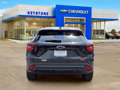 New 2026 Chevrolet Trax RS w/ Sunroof Package image 6