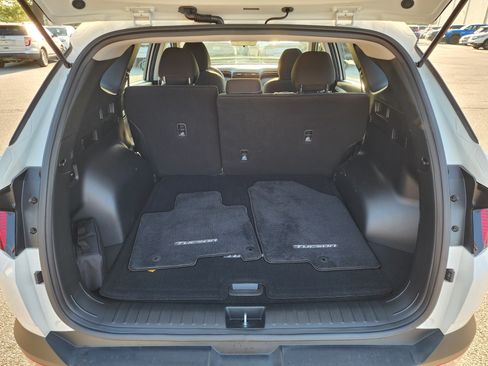 Used 2024 Hyundai Tucson SE FWD image 6