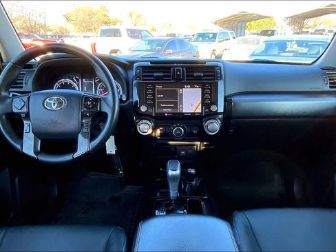 Used 2021 Toyota 4Runner TRD Off-Road AWD/4WD image 15