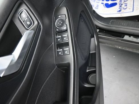 Used 2025 Ford Escape ST-Line image 11