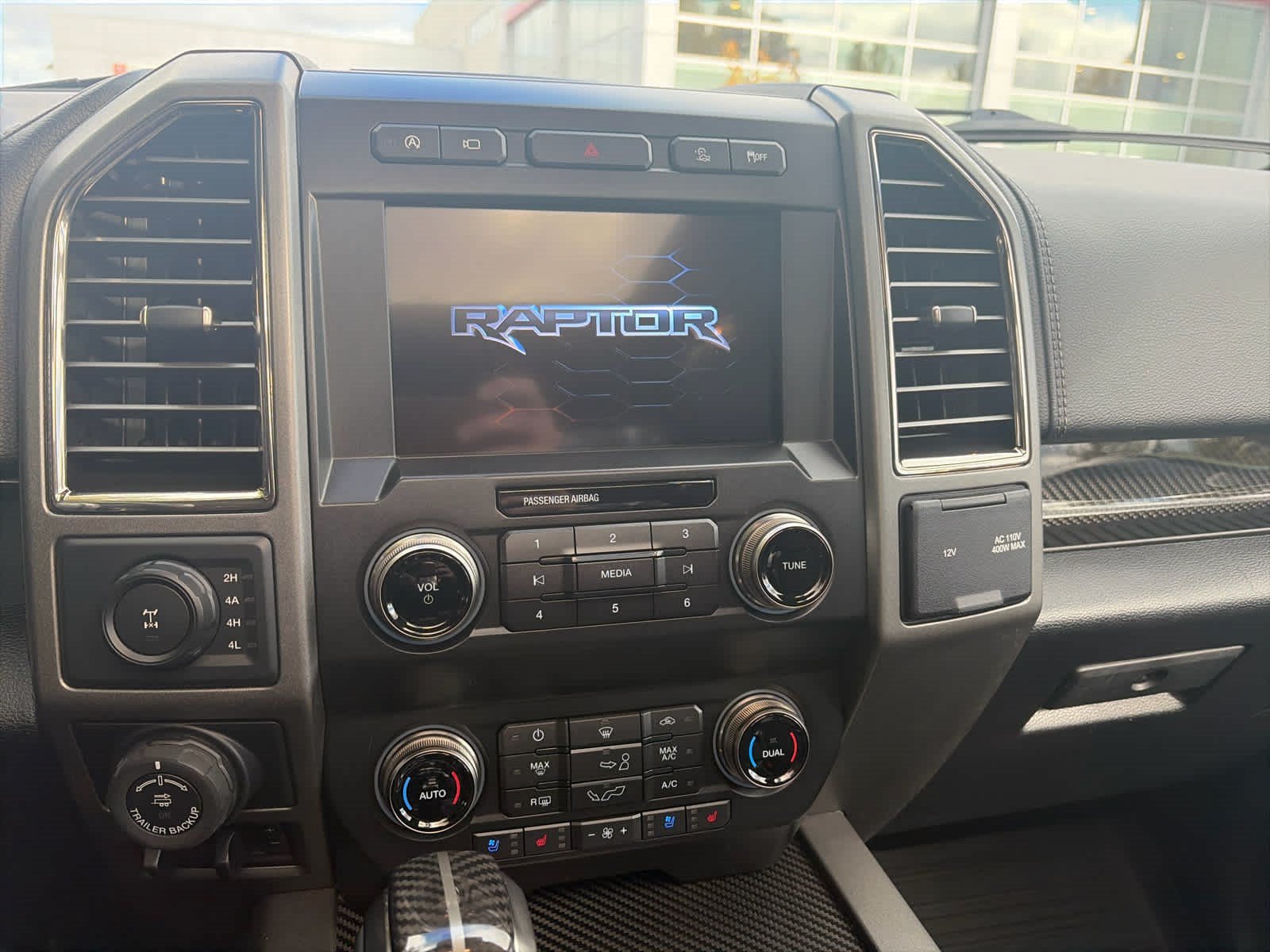 Used 2019 Ford F150 Raptor w/ Equipment Group 802A Luxury AWD/4WD image 10