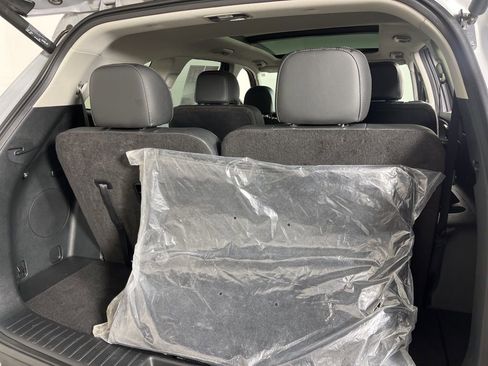 Used 2023 Kia Sorento X-Line EX image 12