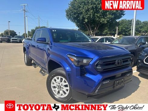 Used 2025 Toyota Tacoma SR5 AWD/4WD image 1
