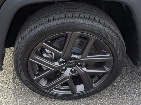 New 2026 Jeep Compass Latitude image 7