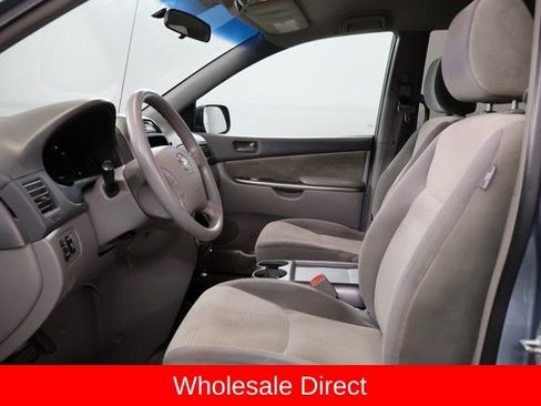 Used 2009 Toyota Sienna LE image 11