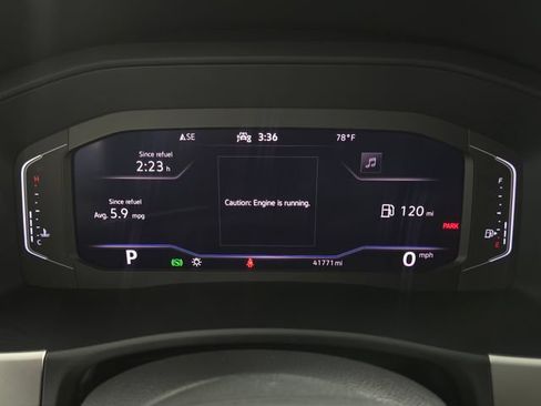 Used 2022 Volkswagen Atlas Cross Sport SE FWD image 20