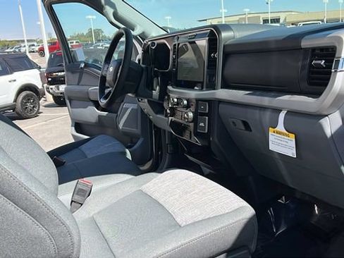 New 2026 Ford F350 XLT w/ XLT Premium Package AWD/4WD image 12