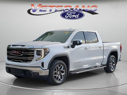 Used 2022 GMC Sierra 1500 SLT w/ SLT Premium Package