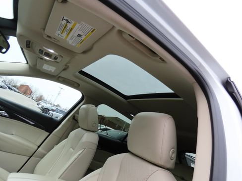 Used 2022 Buick Envision Essence w/ Technology Package I image 36