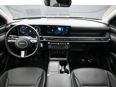 Certified 2025 Hyundai Tucson Limited image 11