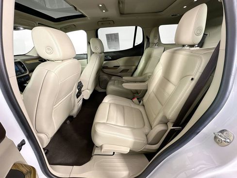 Used 2018 GMC Acadia Denali w/ Technology Package image 25