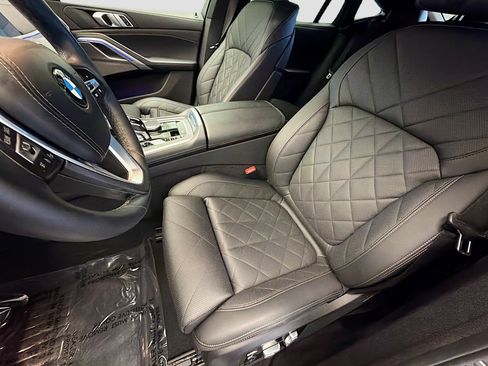 Used 2023 BMW X6 xDrive40i w/ Premium Package image 11
