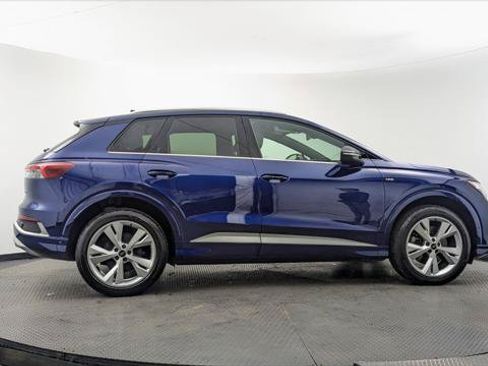 Used 2023 Audi Q4 e-tron Premium Plus w/ Premium Plus AWD/4WD image 9
