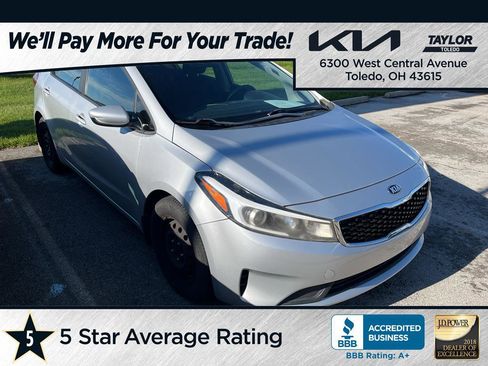 Used 2017 Kia Forte LX FWD image 1