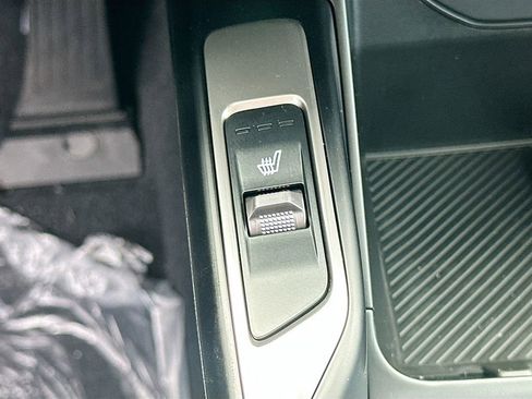 Used 2026 Kia Sorento S FWD image 19