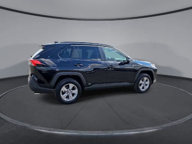 Certified 2025 Toyota RAV4 XLE AWD/4WD image 8