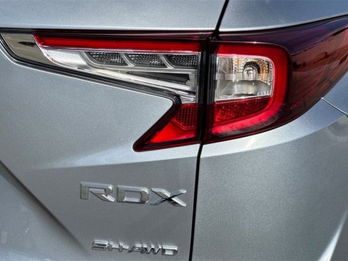 Certified 2025 Acura RDX SH-AWD image 35