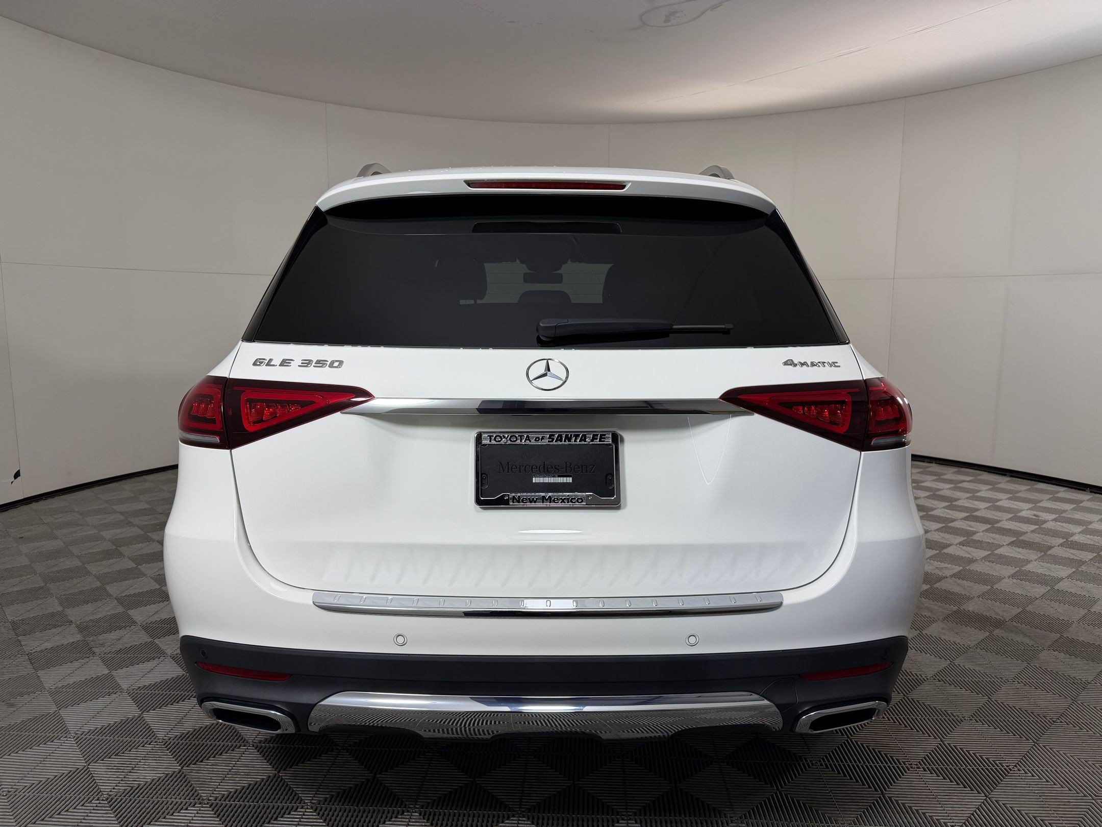 Used 2022 Mercedes-Benz GLE 350 4MATIC w/ Premium Package image 10