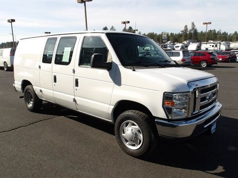Used 2013 Ford E-150 and Econoline 150 w/ Commercial Cargo Van Pkg RWD image 7