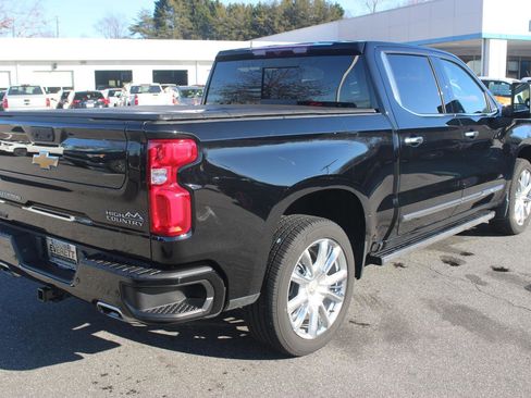 Used 2024 Chevrolet Silverado 1500 High Country w/ High Country Premium Package image 7