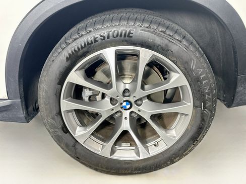 Used 2026 BMW X5 xDrive40i AWD/4WD image 11