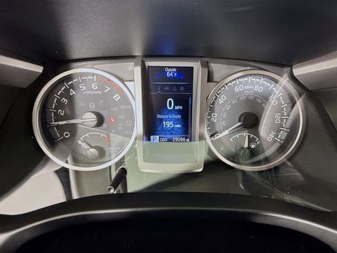 Certified 2022 Toyota Tacoma SR5 image 5