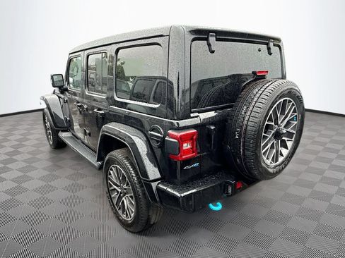 Certified 2023 Jeep Wrangler Unlimited Sahara AWD/4WD image 8