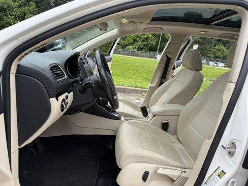 Used 2012 Volkswagen Jetta TDI FWD image 12