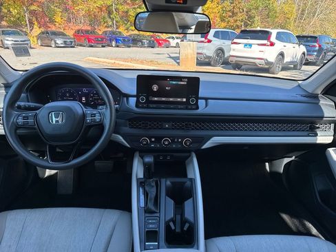 Certified 2023 Honda Accord LX image 12