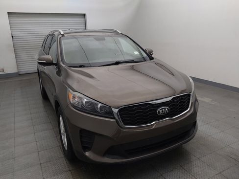 Used 2019 Kia Sorento FWD w/ LX Convenience Package image 14