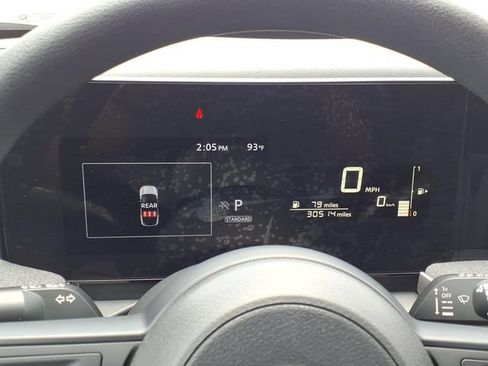 Used 2025 Nissan Kicks SV FWD image 18