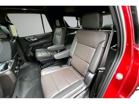 Used 2021 Chevrolet Tahoe High Country w/ Premium Package AWD/4WD image 25