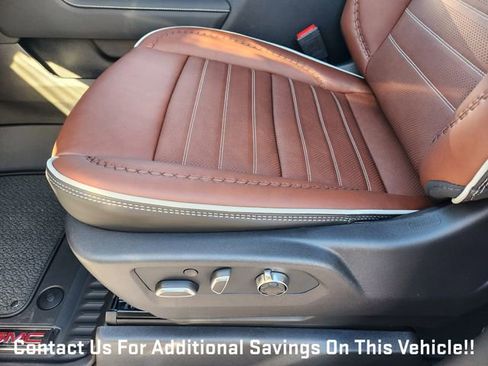 New 2026 GMC Sierra 2500 Denali Ultimate w/ LPO, Black Badging Package image 18