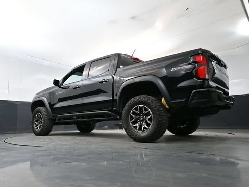 Used 2023 Chevrolet Colorado ZR2 AWD/4WD image 21