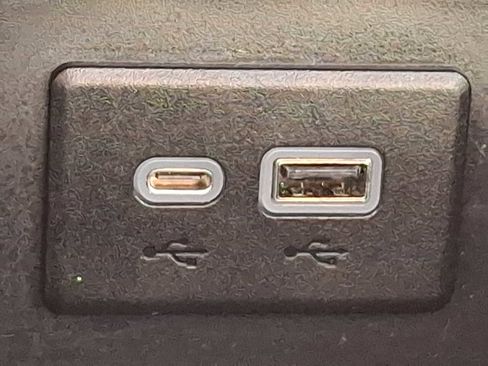 Used 2023 Buick Envision Essence w/ Sport Touring Package image 24