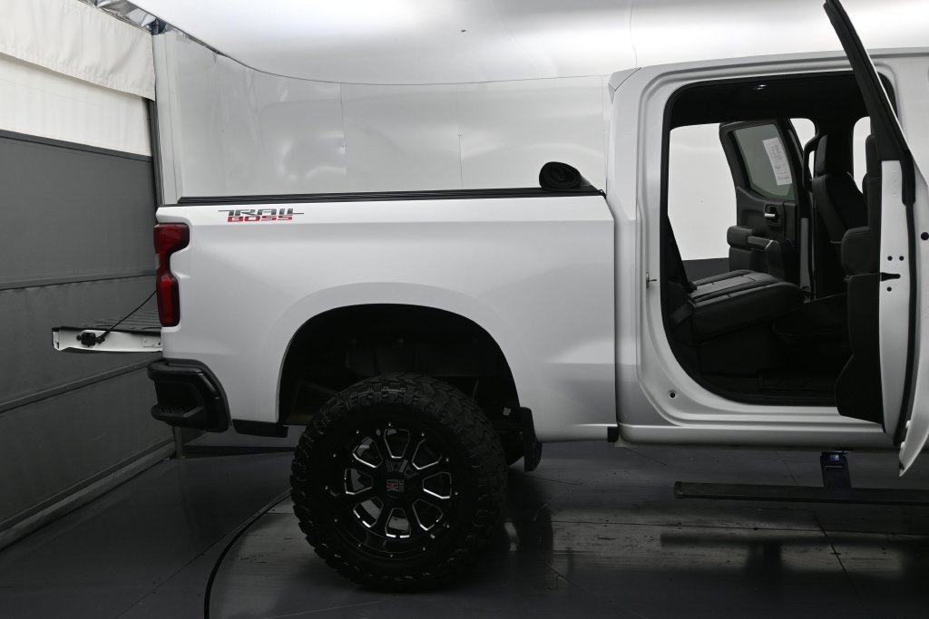 Used 2019 Chevrolet Silverado 1500 LT Trail Boss AWD/4WD image 10