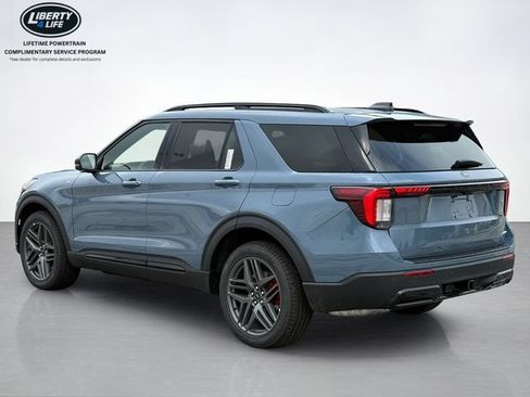 New 2026 Ford Explorer ST-Line w/ ST-Line Street Pack AWD/4WD image 5