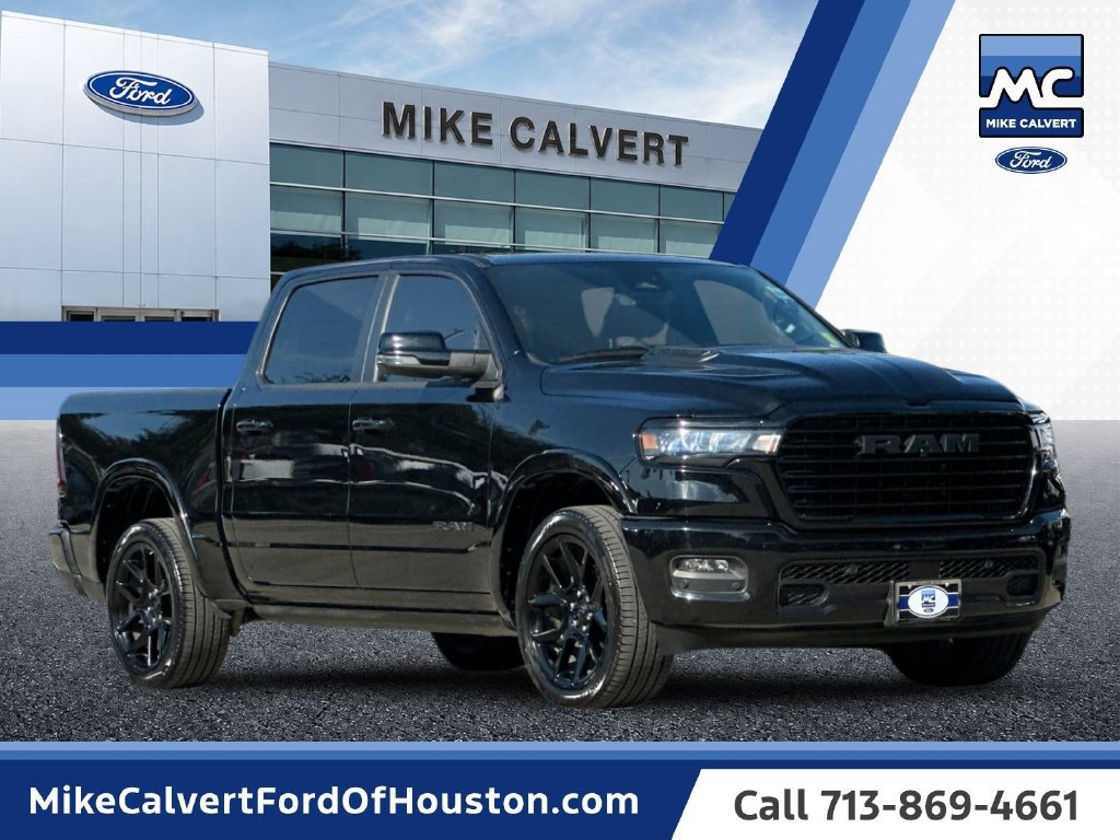 Used 2025 RAM 1500 Laramie w/ Night Edition AWD/4WD image 7