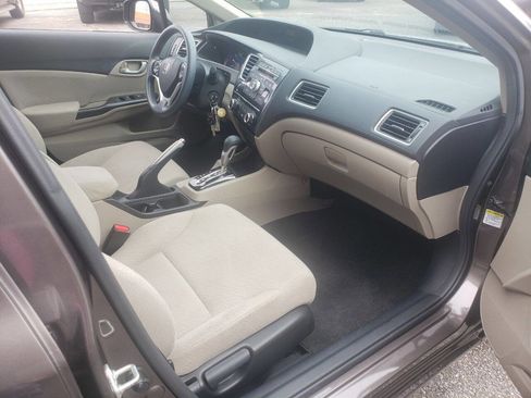 Used 2013 Honda Civic LX image 9