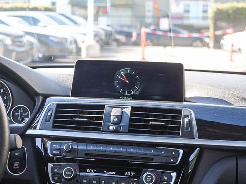 Used 2017 BMW 330i Sedan image 23