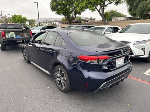 Used 2020 Toyota Corolla XSE image 2