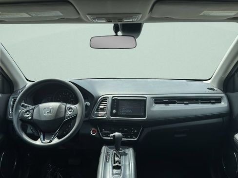 Used 2022 Honda HR-V EX image 16