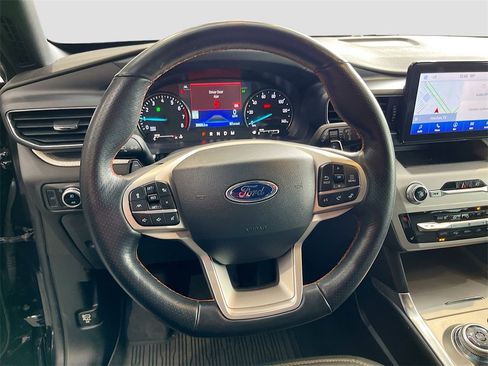 Used 2022 Ford Explorer Timberline image 11