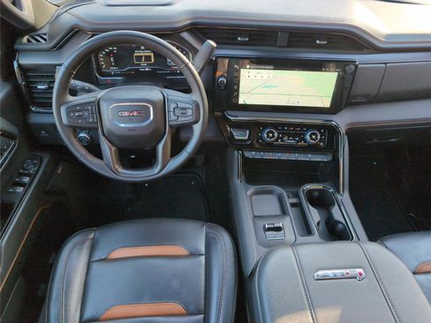 Used 2024 GMC Sierra 2500 AT4 w/ AT4 Premium Plus Package image 27