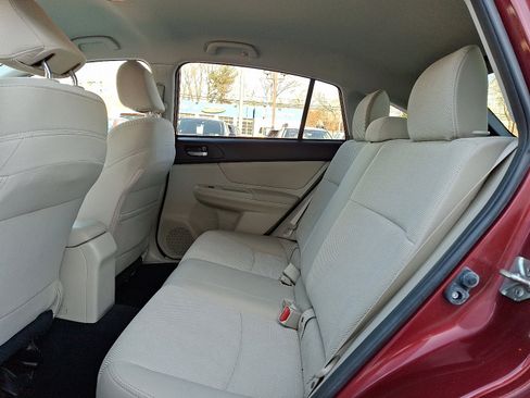 Used 2014 Subaru Crosstrek 2.0i Premium image 11