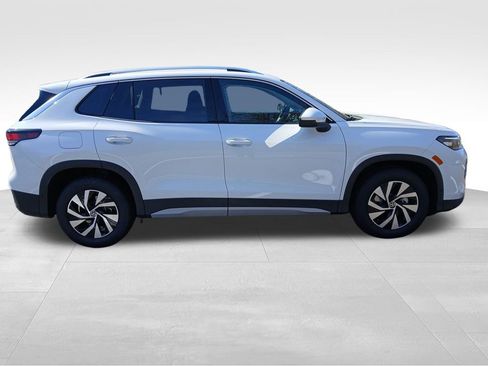 New 2026 Volkswagen Tiguan S image 6